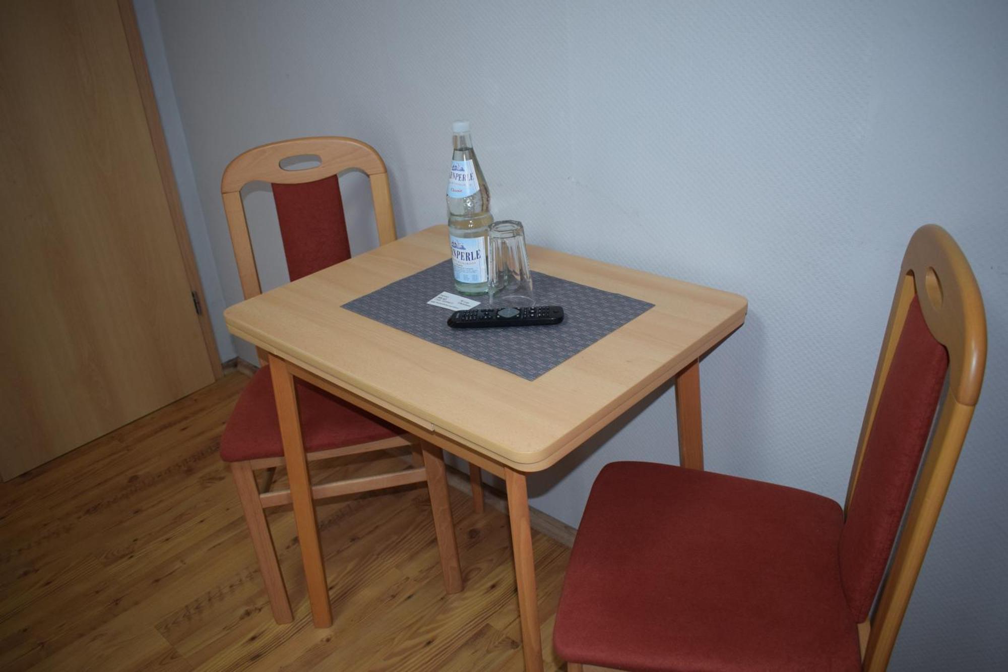 Marktstuebchen, Einzelzimmer Bornich 外观 照片
